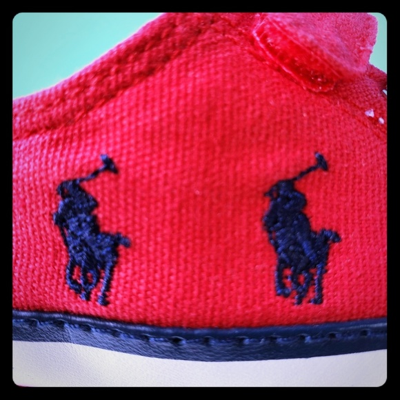 LAUREN RED WITH BLUE LOGO CRIB SHOES - Picture 4 of 5